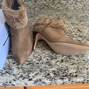 Marc Fisher tan ankle boots with fur trim. Size 10. 3 inch heel